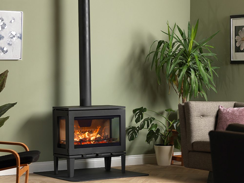 charlton-jenrick-purevision-lpv8-houtkachel-op-pootjes-thumbnail